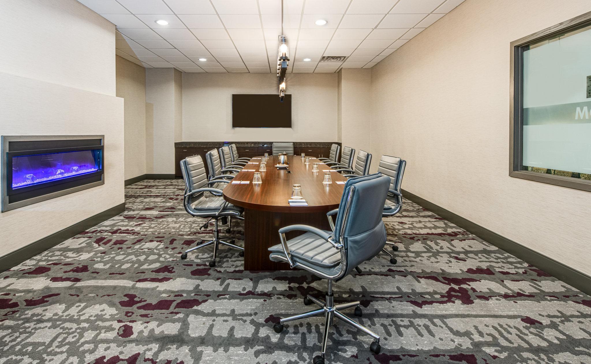 Hotel Crowne Plaza Milwaukee South By Ihg Extérieur photo