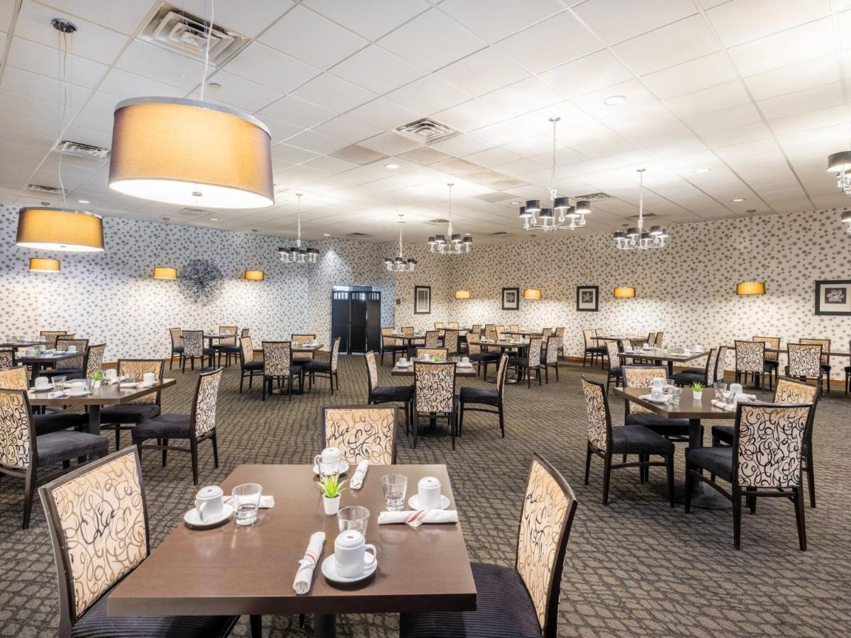 Hotel Crowne Plaza Milwaukee South By Ihg Extérieur photo
