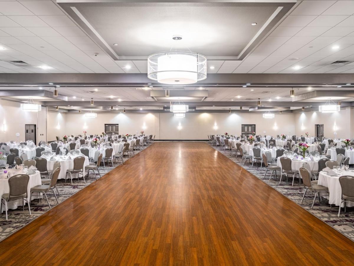 Hotel Crowne Plaza Milwaukee South By Ihg Extérieur photo