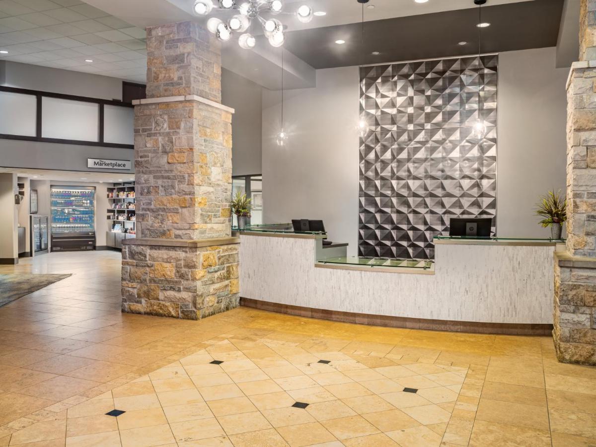 Hotel Crowne Plaza Milwaukee South By Ihg Extérieur photo