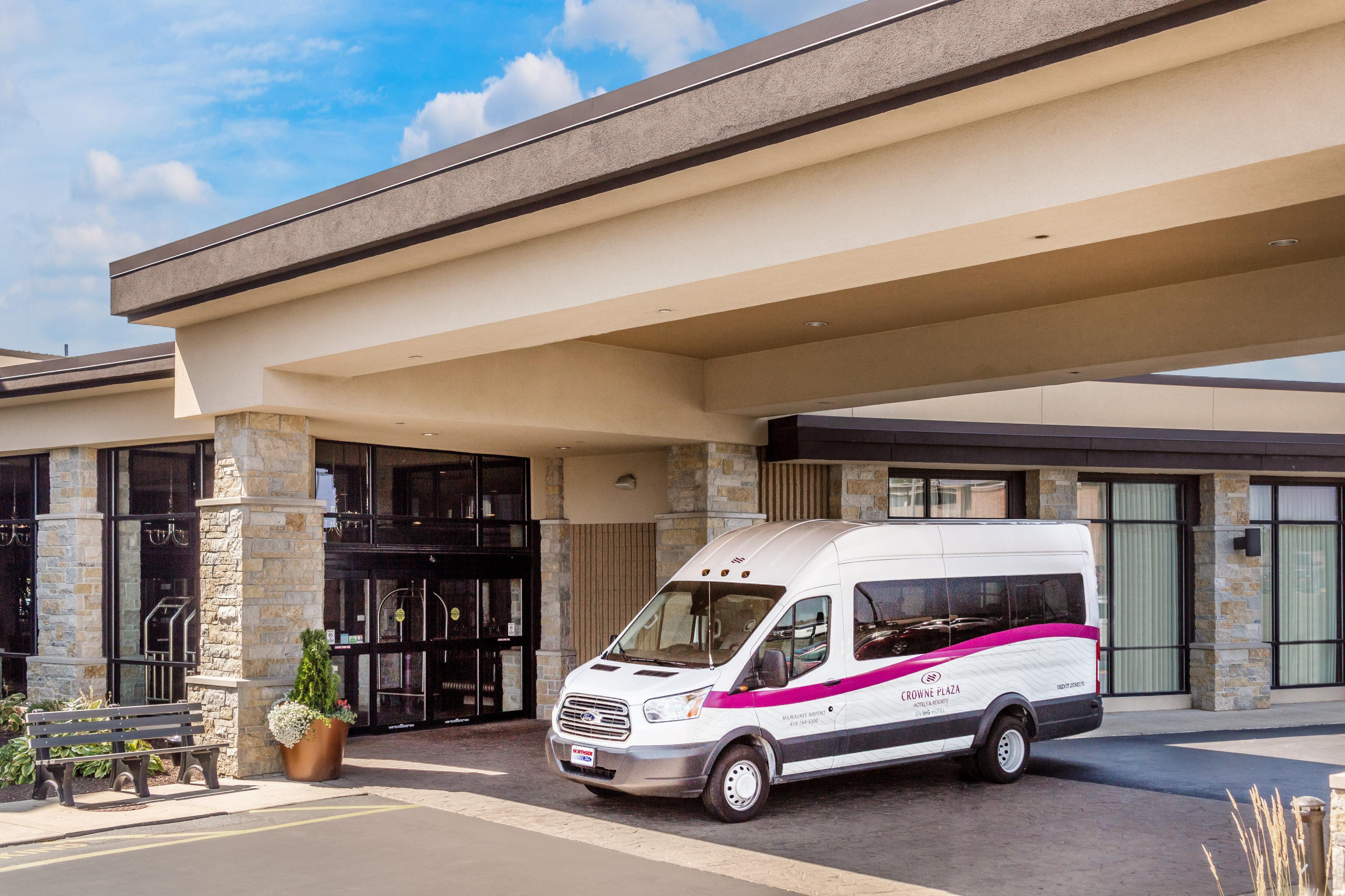 Hotel Crowne Plaza Milwaukee South By Ihg Extérieur photo